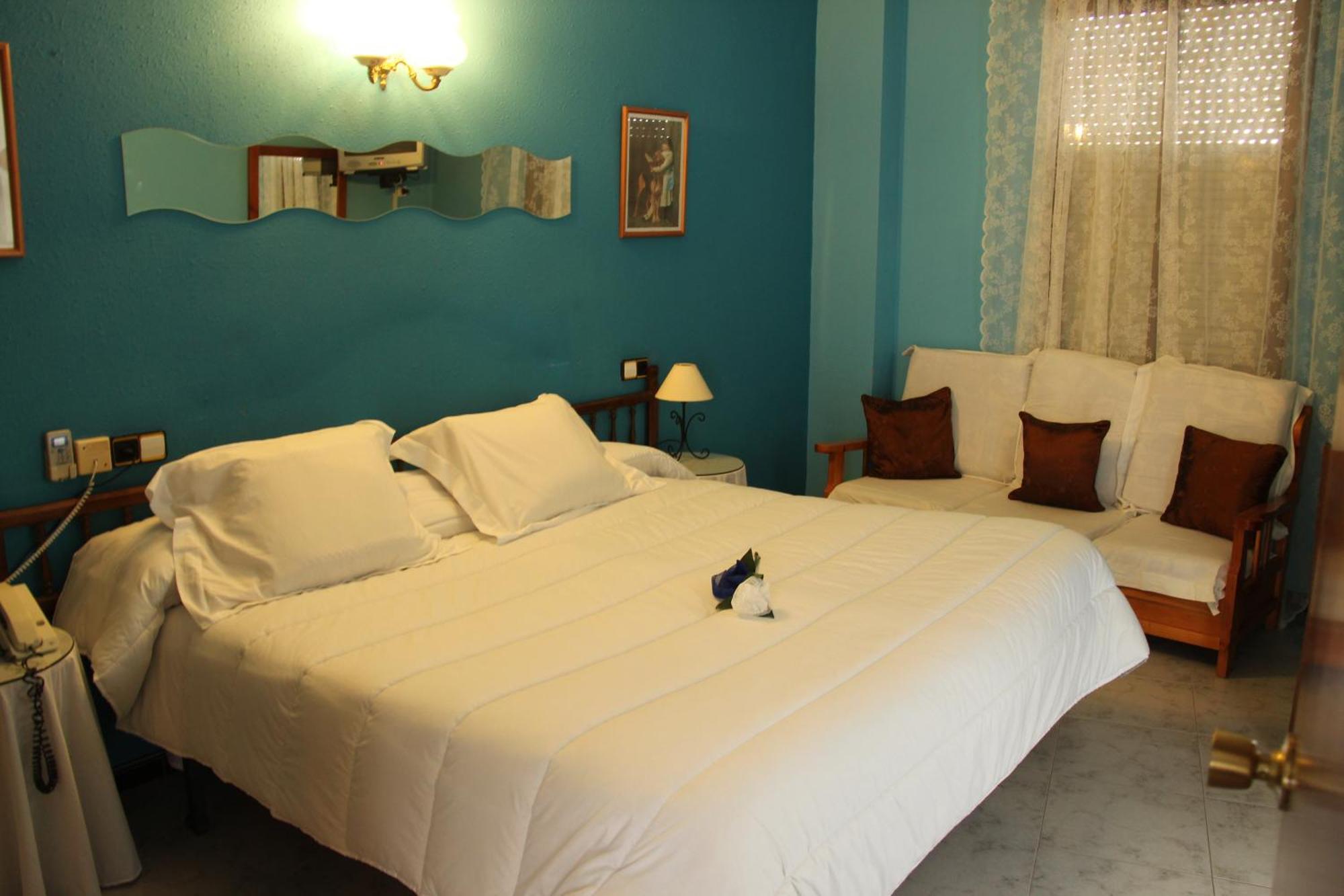 Hotel Vazquez Diaz Nerva エクステリア 写真