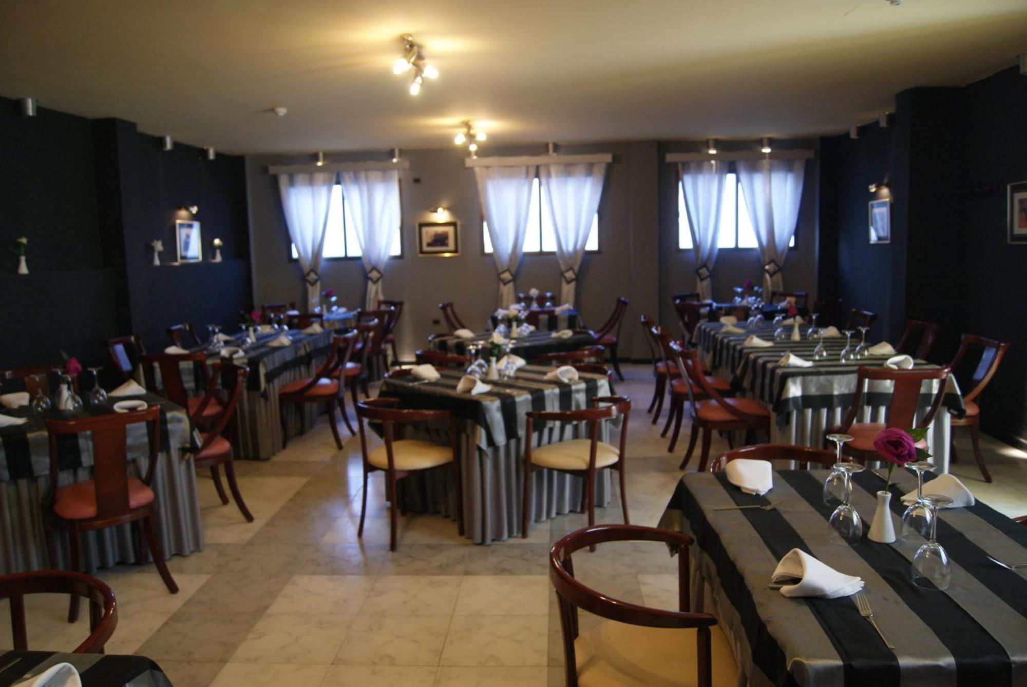 Hotel Vazquez Diaz Nerva エクステリア 写真